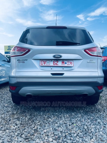 ford-escape-2015-silver-big-2