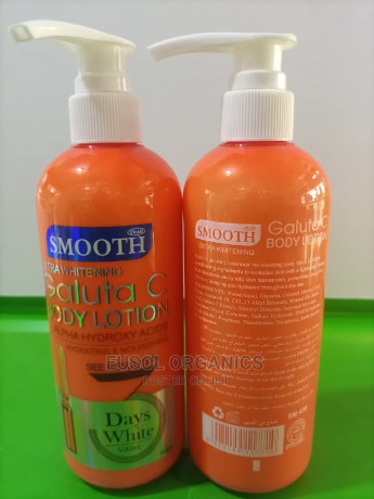 smooth-extra-whitening-lotion-big-3