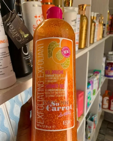 fair-and-white-so-carrots-exfoliating-shower-gel-big-0