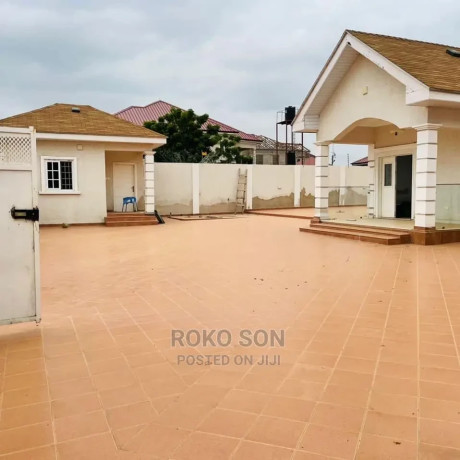 3bdrm-house-in-dr-roko-east-legon-for-rent-big-4