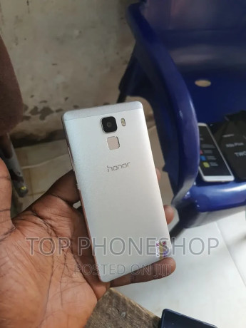 new-huawei-honor-7-64-gb-big-0