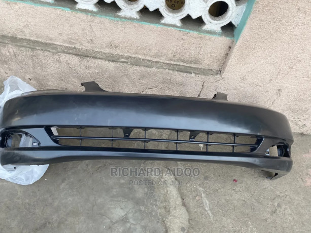 toyota-corolla-200306-front-bumper-available-big-1