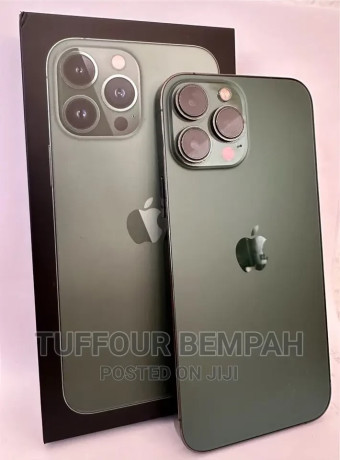 new-apple-iphone-11-pro-max-64-gb-black-big-0