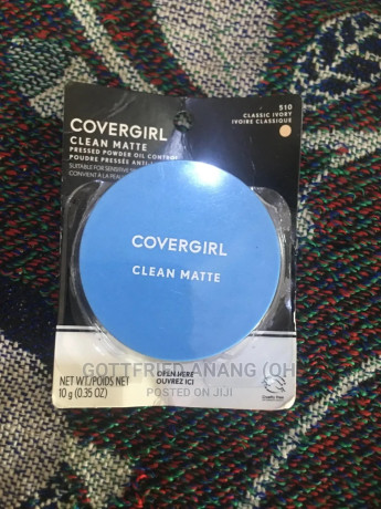 cover-girl-clean-matte-pressed-powder-oil-control-big-1