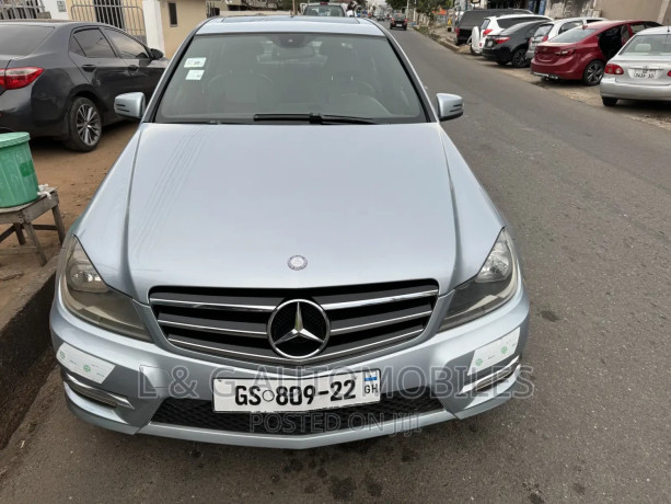 mercedes-benz-c300-2014-silver-big-0