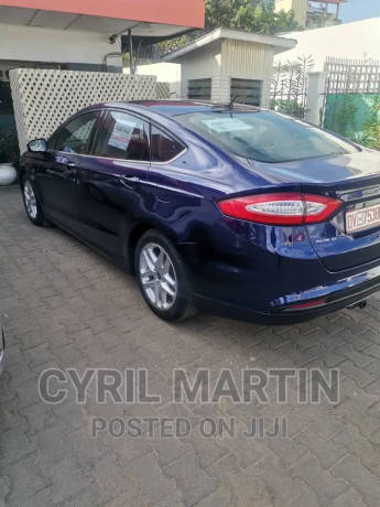 ford-fusion-2015-blue-big-0