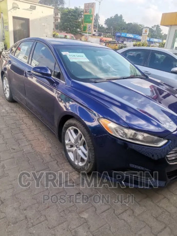 ford-fusion-2015-blue-big-3