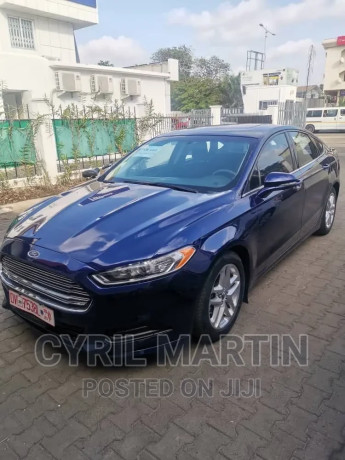 ford-fusion-2015-blue-big-4