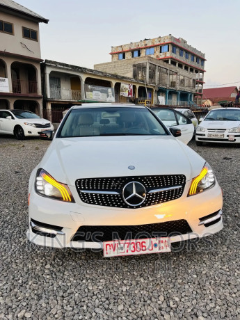 mercedes-benz-c250-2012-white-big-1