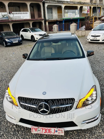 mercedes-benz-c250-2012-white-big-0