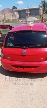 renault-clio-14-authentique-2004-red-big-3