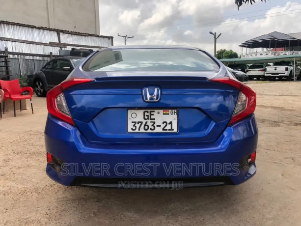 honda-civic-2016-blue-big-1