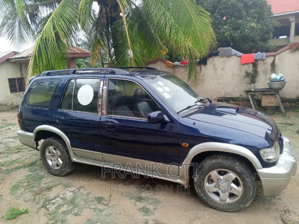 kia-sportage-2005-big-1