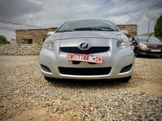 Toyota Vitz 1.3 AWD 5dr 2010 Silver