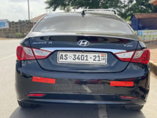 Hyundai Sonata 2011 Black