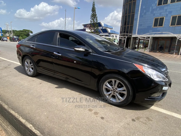 hyundai-sonata-2011-black-big-2