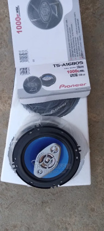 car-speakers-pioneer-640maxwatt-big-2