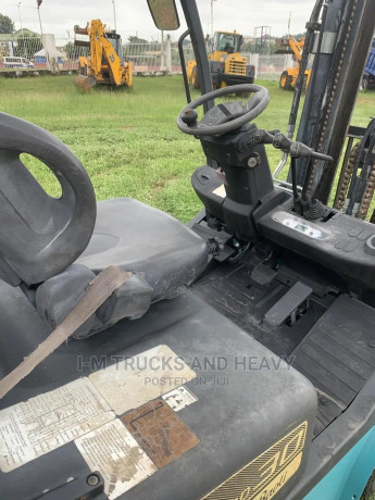 forklift-3-ton-diesel-big-1