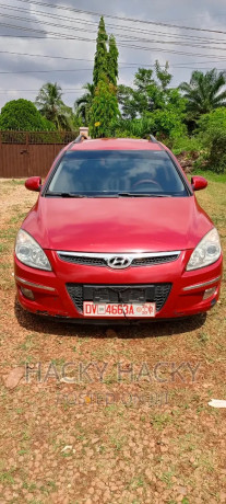 hyundai-i-red-big-1