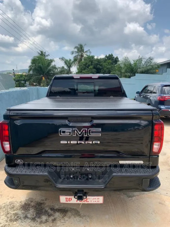 gmc-sierra-2019-black-big-2