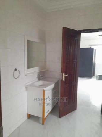 6bdrm-house-in-cantonment-cantonments-for-rent-big-4