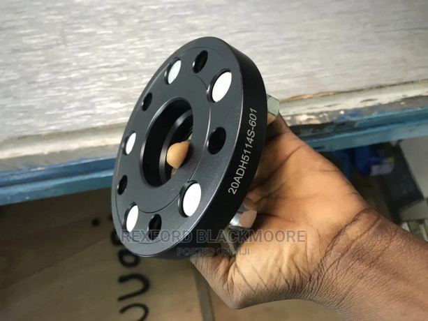 wheel-spacer-big-3