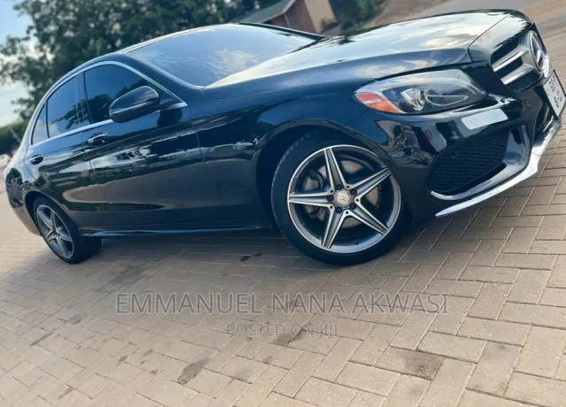 mercedes-benz-c300-2017-black-big-2