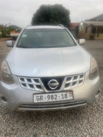 nissan-rogue-2012-silver-big-0