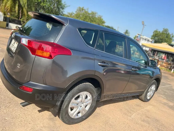 toyota-rav4-le-4dr-suv-25l-4cyl-6a-2015-gray-big-2