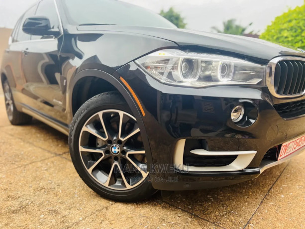 bmw-x5-xdrive35d-awd-2018-black-big-4