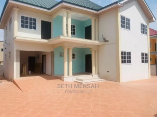 4bdrm House in 4 Bedroom House for for Sale