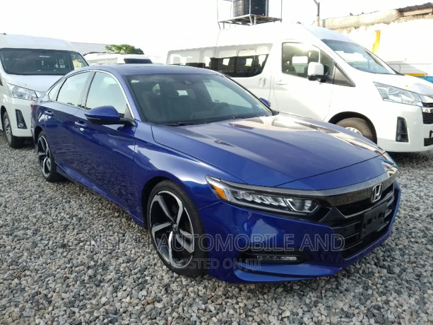 honda-accord-sport-20t-2020-blue-big-2