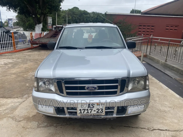 ford-ranger-2005-silver-big-2