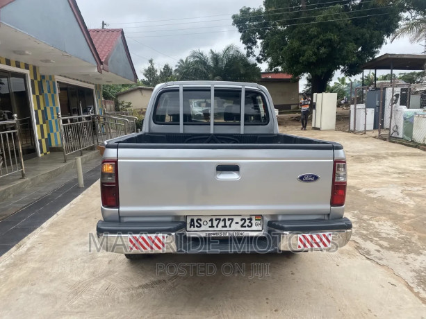 ford-ranger-2005-silver-big-0