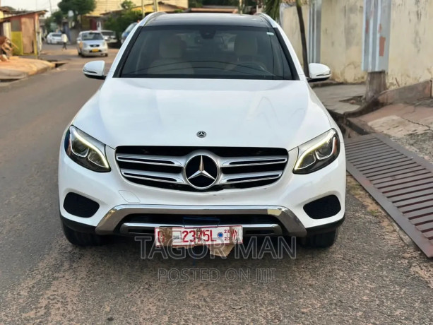 mercedes-benz-glc-class-2018-white-big-4