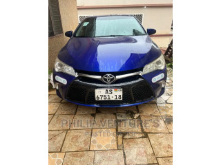 Toyota Camry 2016 Blue