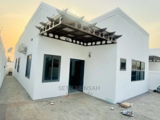 3bdrm House in Oyarifa for Sale
