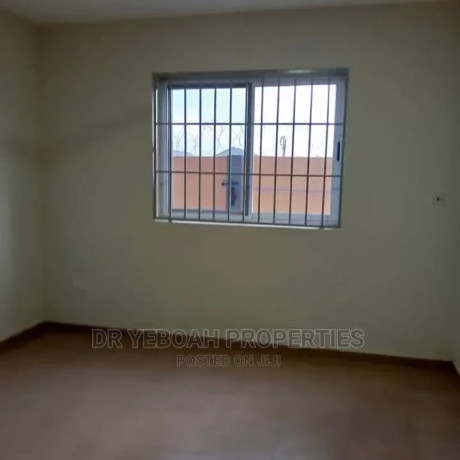 3bdrm-apartment-in-sakumono-estate-3-tema-metropolitan-for-rent-big-3