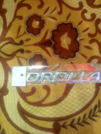 corolla-symbol-and-toyota-big-0