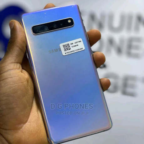 new-samsung-galaxy-s10-5g-256-gb-blue-big-0