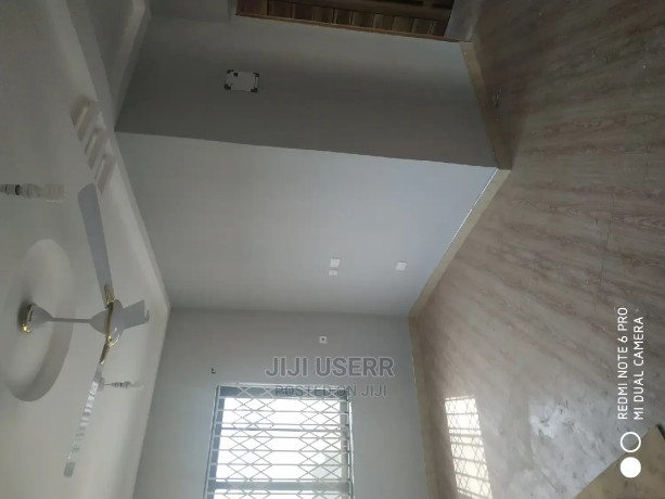 4bdrm-house-in-sakumono-tema-metropolitan-for-rent-big-1