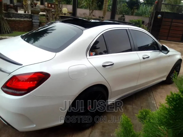 mercedes-benz-c300-2016-white-big-2