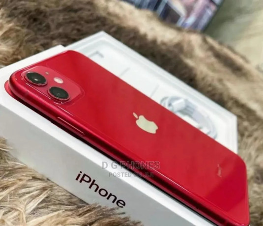 new-apple-iphone-11-64-gb-red-big-2