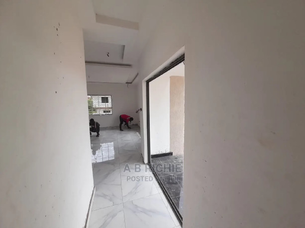 4bdrm-townhouseterrace-in-east-legon-american-for-sale-big-2