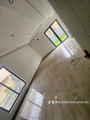 3bdrm-townhouseterrace-in-bee-decor-and-homes-north-legon-for-sale-big-4