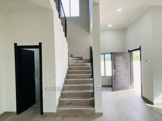 4bdrm-townhouseterrace-in-adenta-accra-metropolitan-for-sale-big-3