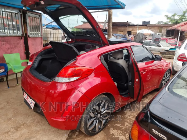 hyundai-veloster-2014-red-big-1