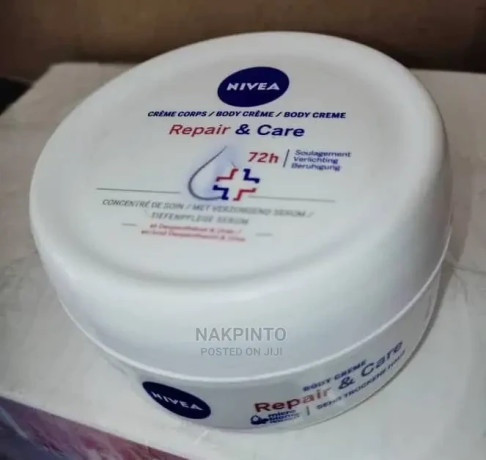 nivea-repair-and-care-body-cream-dry-skin-repair-and-care-big-0