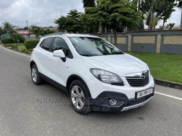 opel-mokka-2016-white-big-1