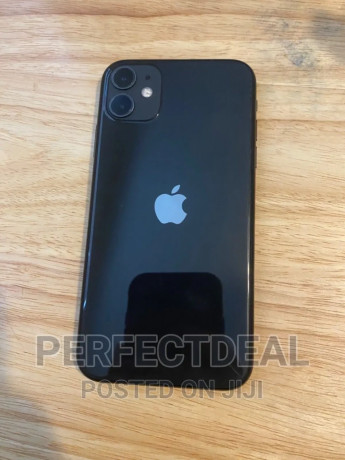 new-apple-iphone-11-64-gb-black-big-1